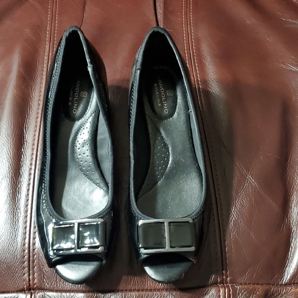 Bandolino Women's Black Wedge with Silver Accents